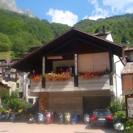 Albergo Matiz Da Otto Paluzza Zewnętrze zdjęcie